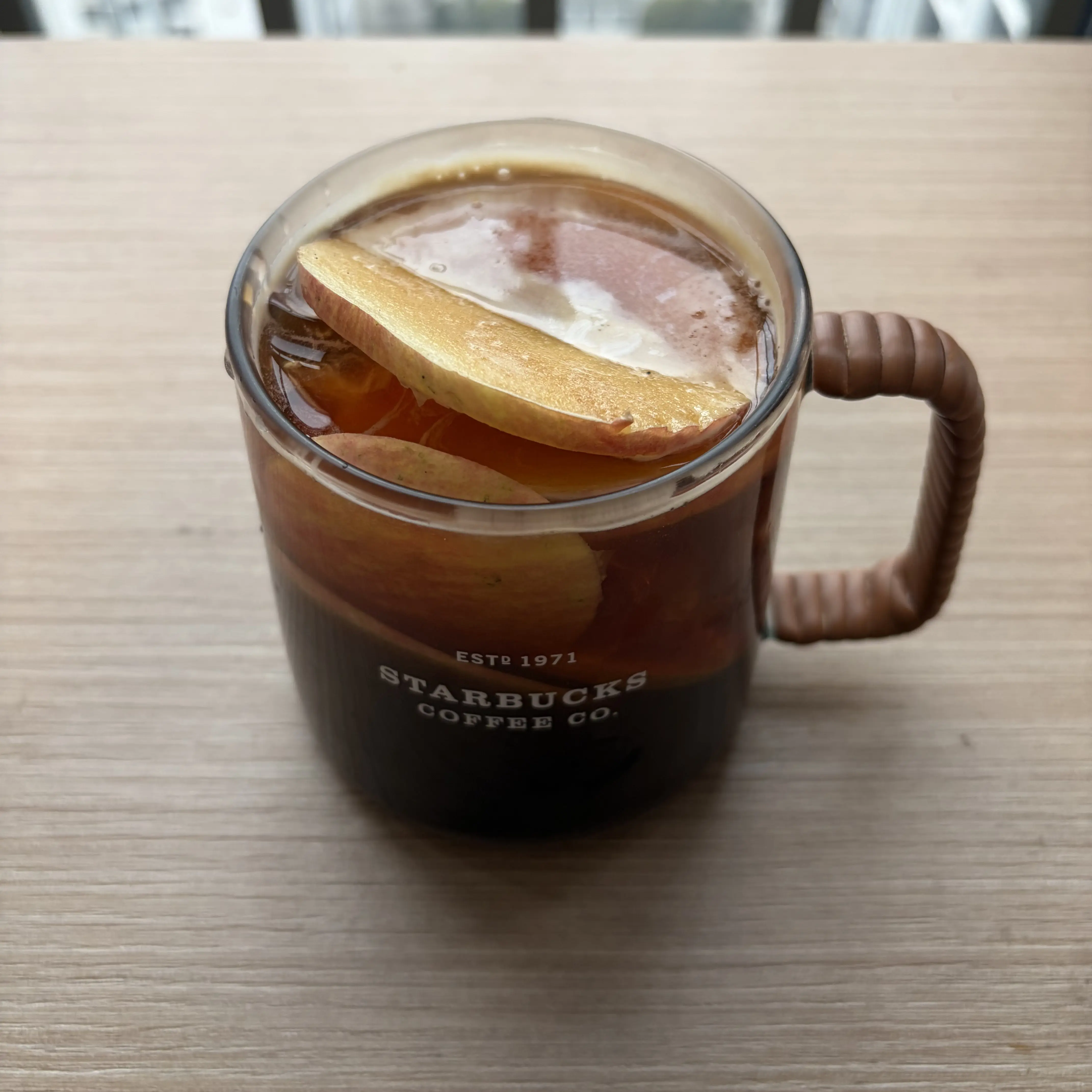 每一杯咖啡都含半个苹果